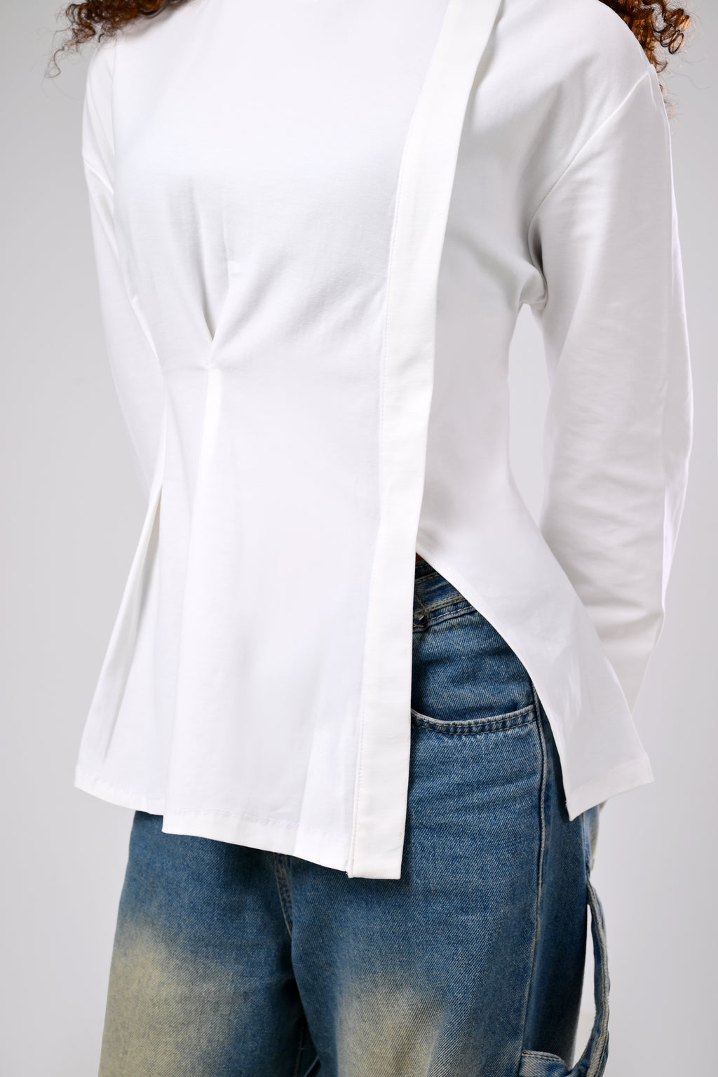 Contour Seam Long Sleeve